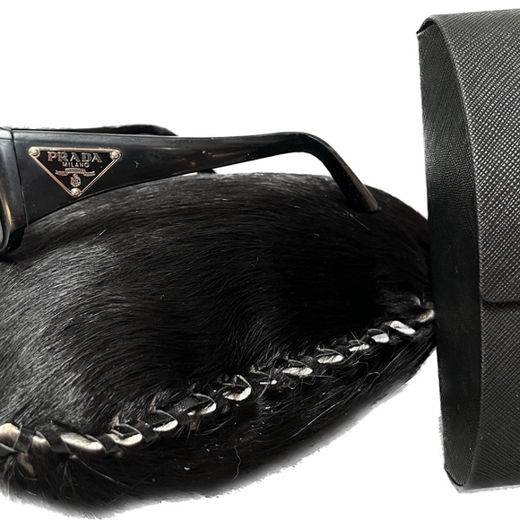 😎 VINTAGE BLACK PRADA SUNGLASSES😎 - Picture 2 of 9
